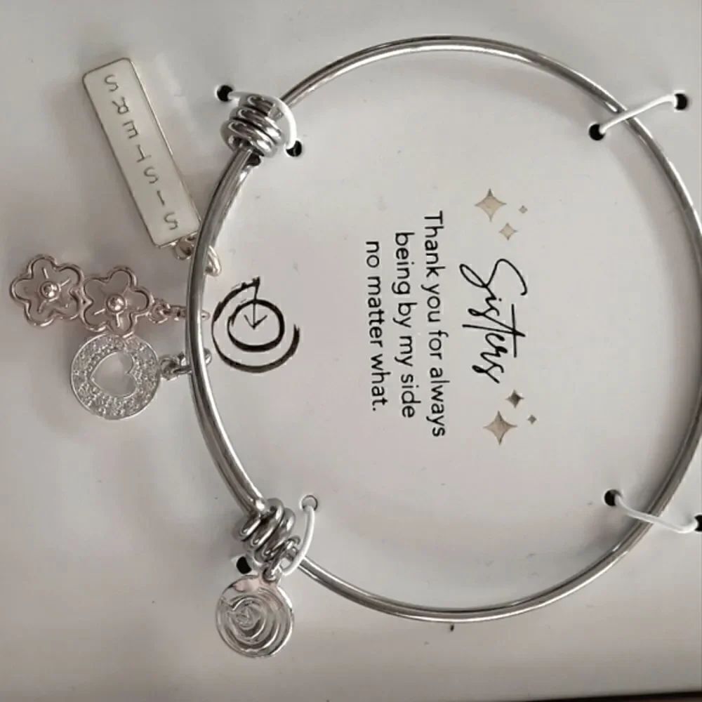NWT Sisters Charm Bracelet  
